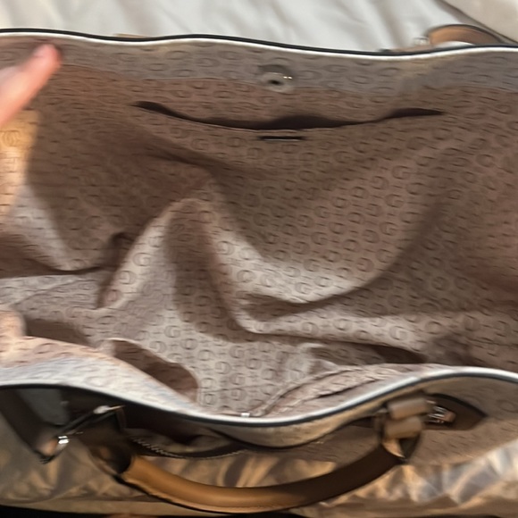 LARGE CROSS BODY & TOTE GUESS BAG - Picture 2 of 4